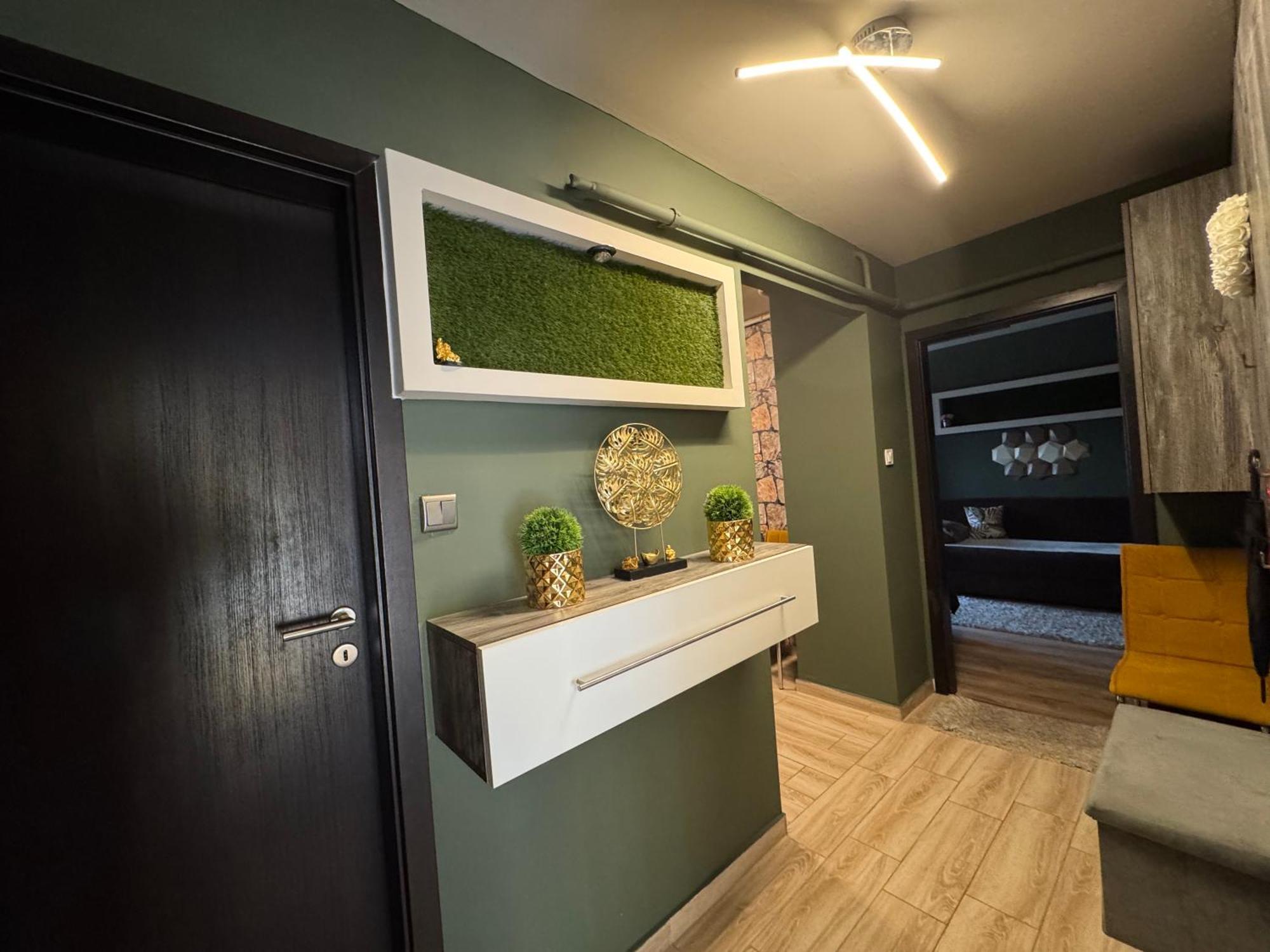 Mox Downtown Apartman Debrecen Bagian luar foto