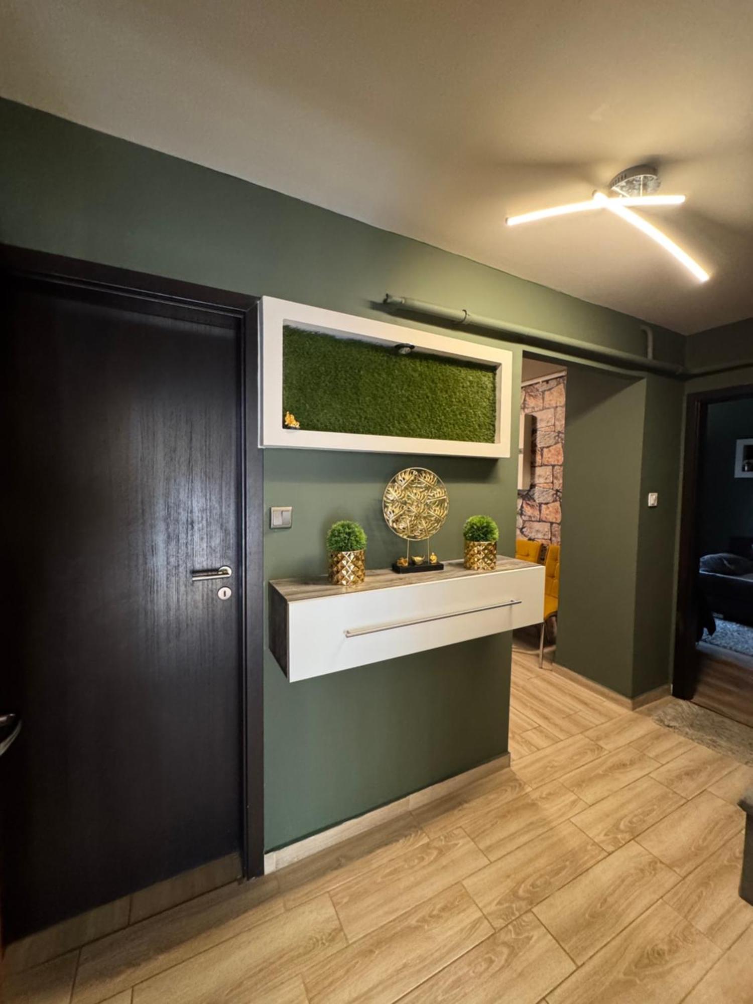 Mox Downtown Apartman Debrecen Bagian luar foto