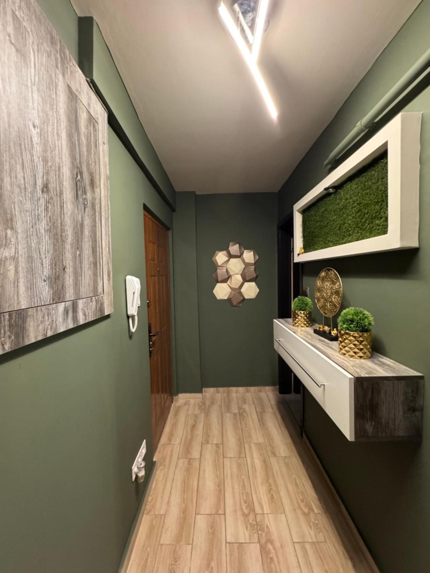 Mox Downtown Apartman Debrecen Bagian luar foto